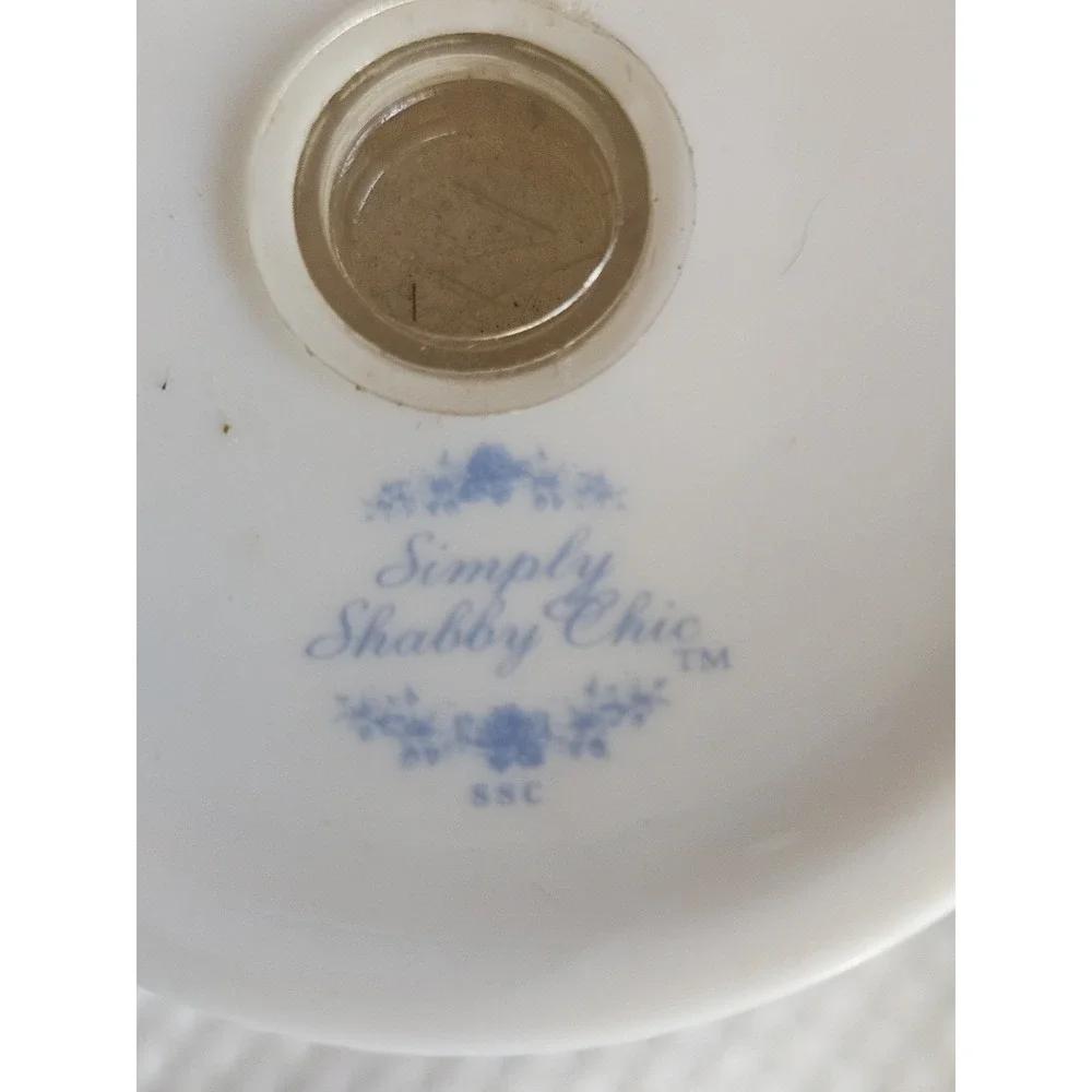 Simply Shabby Chic Ivory Porcelain Toothbrush Holder Floral Lace Embossed Vanity